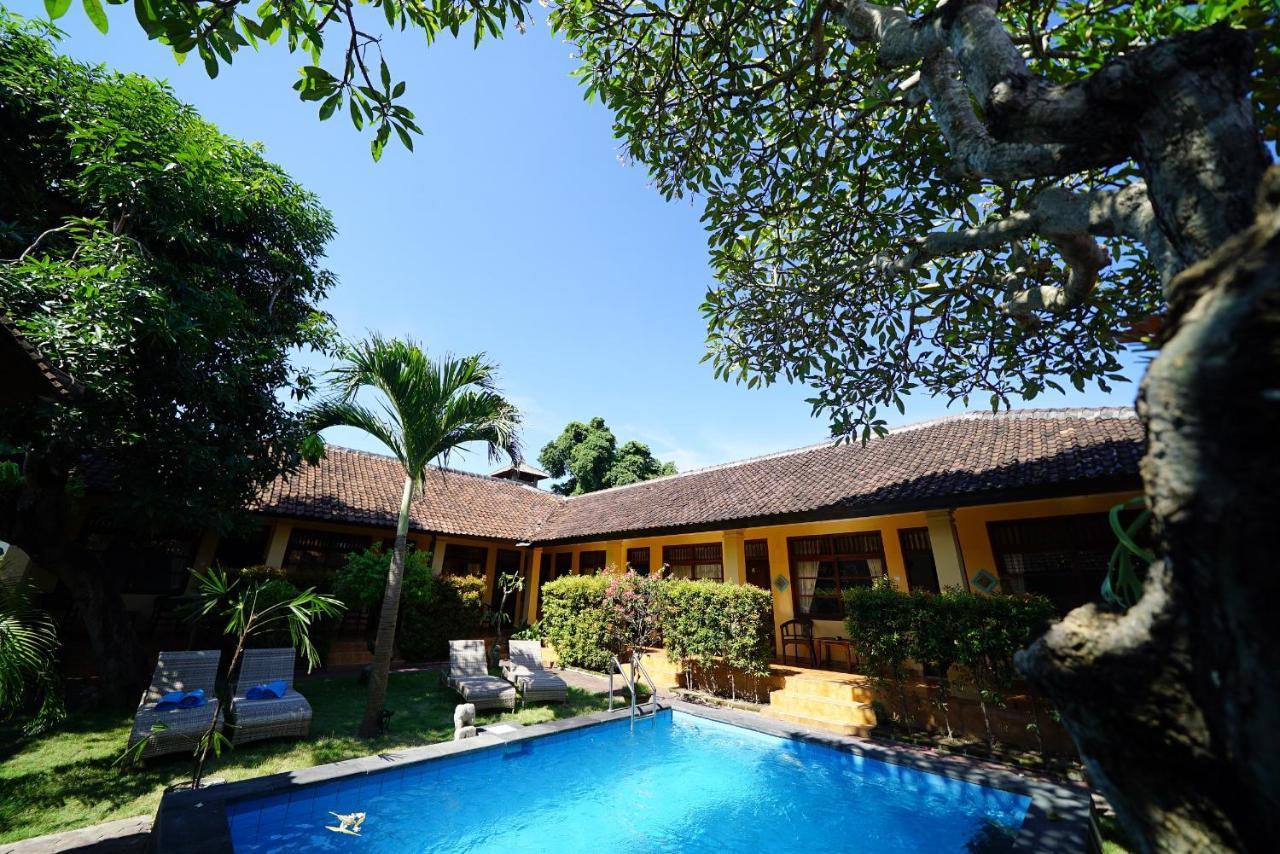 Wisma tamu Mangga